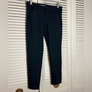 Old Navy Pixie Built-in Sculpt